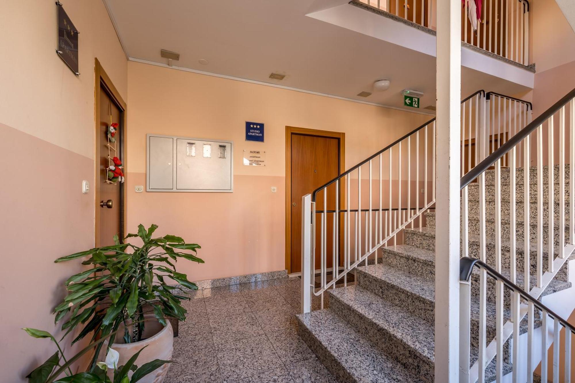 Noemi Luxury Apartment ソリン エクステリア 写真